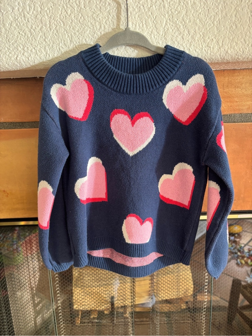 Old Navy Toddler Navy Crewneck Sweater with Pink and White Hearts 4T